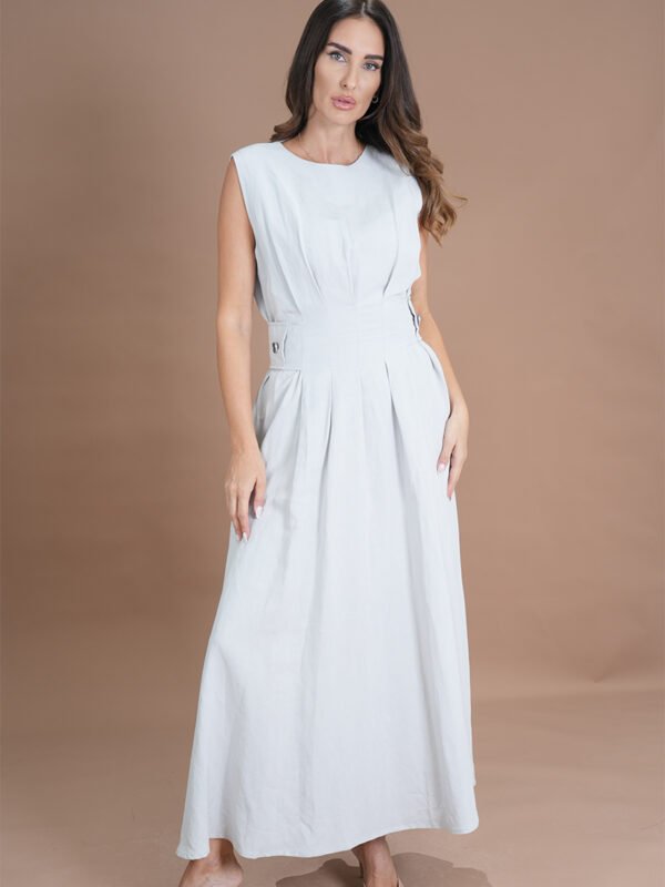 Elegant white dress Sleeveless summer design Pleated detailing Minimalistic chic Versatile formal wear Sophisticated day dress